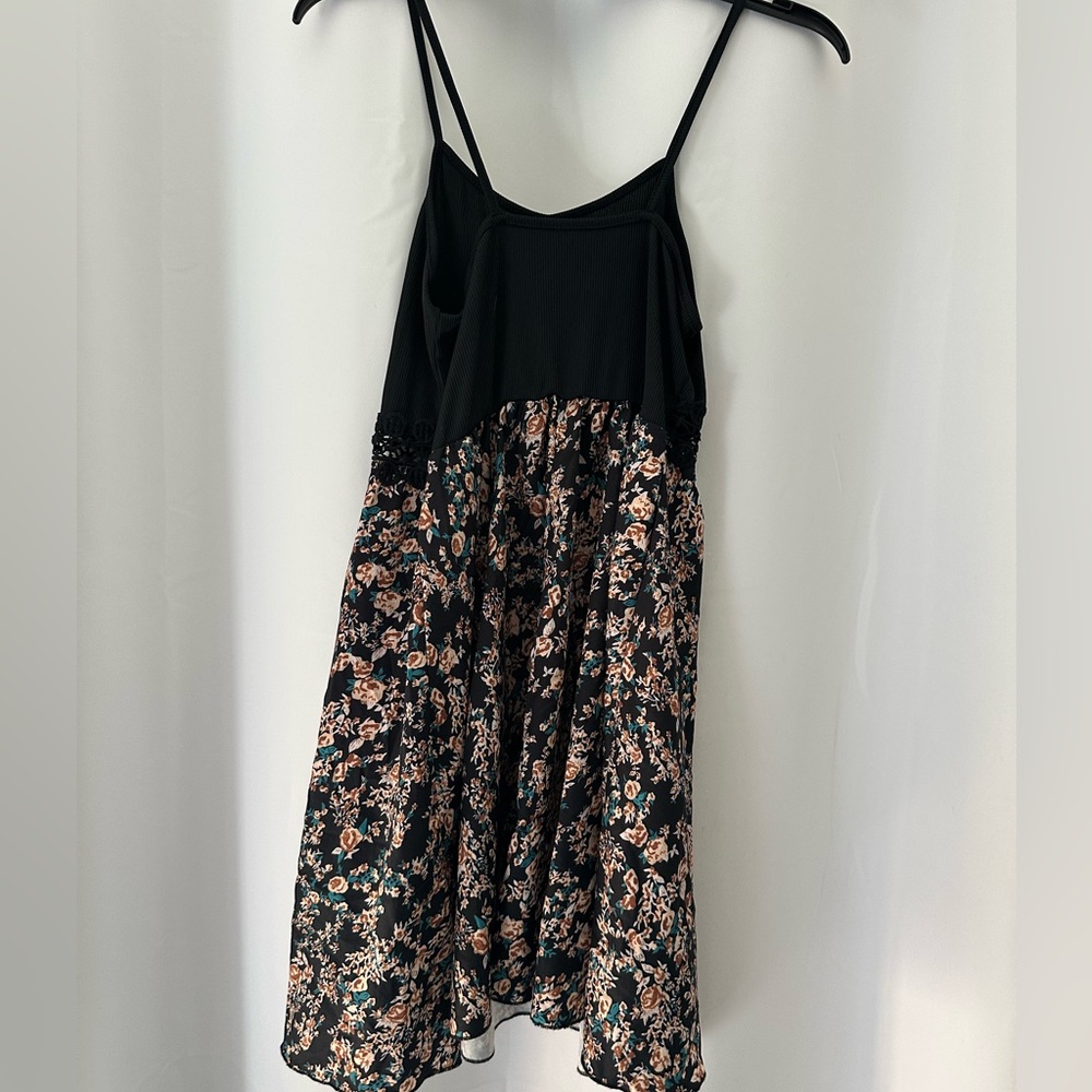 SHEIN Black and White Floral Dress